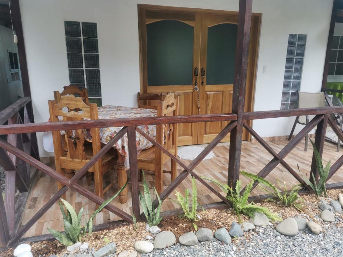 Hostal Cecilia Puerto Viejo de Talamanca Ngoại thất bức ảnh