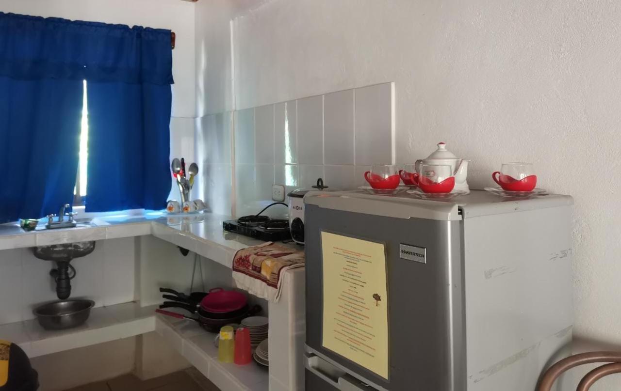 Hostal Cecilia Puerto Viejo de Talamanca Ngoại thất bức ảnh