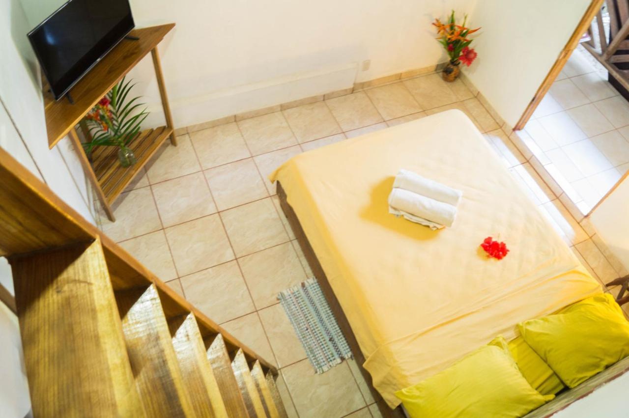 Hostal Cecilia Puerto Viejo de Talamanca Ngoại thất bức ảnh