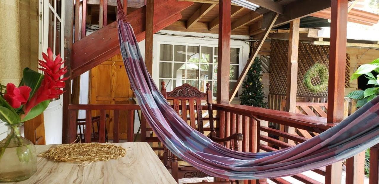 Hostal Cecilia Puerto Viejo de Talamanca Ngoại thất bức ảnh